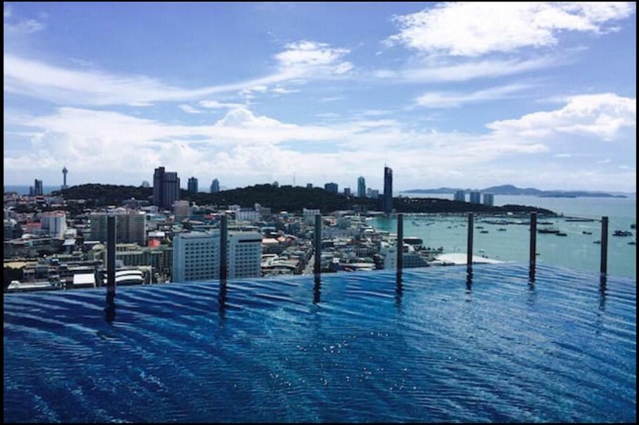 The Base Central Pattaya Buitenkant foto